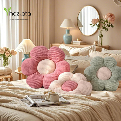 Flower Pillows, Cute Daisy Shaped Throw Pillow, Small Cream Pink Floor Cushions for Gifts, Kids Decorative Pillows for Living Room Sofa Bedroom Bed, 15.7x15.7 Inch