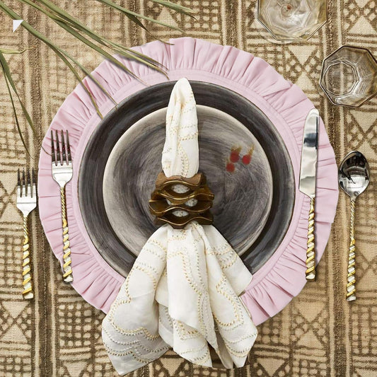 15 Inch Velvet Round Placemat with Ruffle for Dining Table Outdoor Placemats Non-Slip Washable for Gathering, Occasional Decoration and Family Parties Celebrations Set of 4, Pink