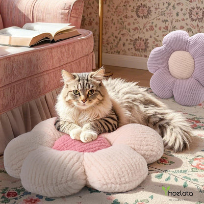 Flower Pillows, Cute Daisy Shaped Throw Pillow, Small Cream Pink Floor Cushions for Gifts, Kids Decorative Pillows for Living Room Sofa Bedroom Bed, 15.7x15.7 Inch