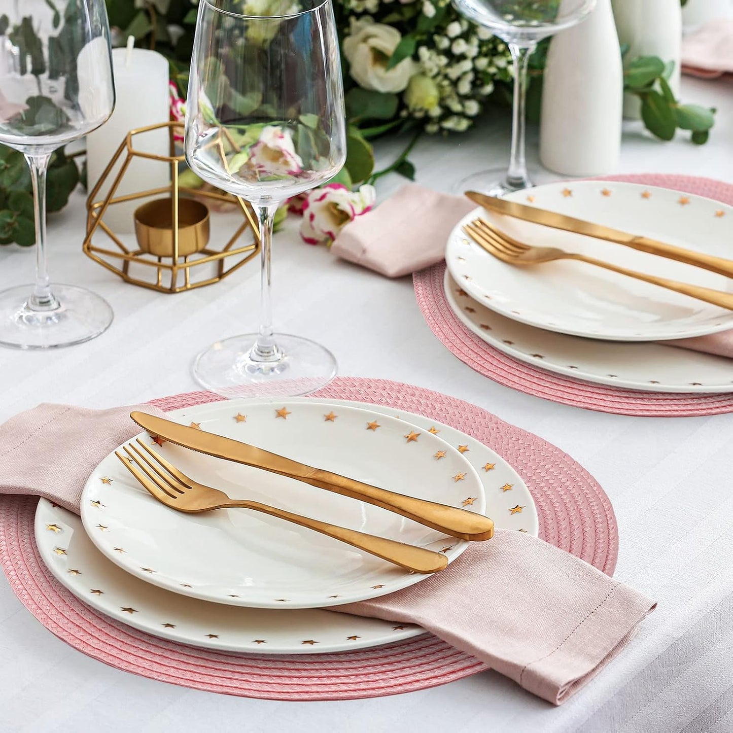 Buryeah 24 Pieces 13 Inch Christmas Round Placemats Circle Woven Place Mats Boho Decor Dining Table Mats Table Scape Hosting Friends for Wedding Birthday Dinner Parties (Pink)