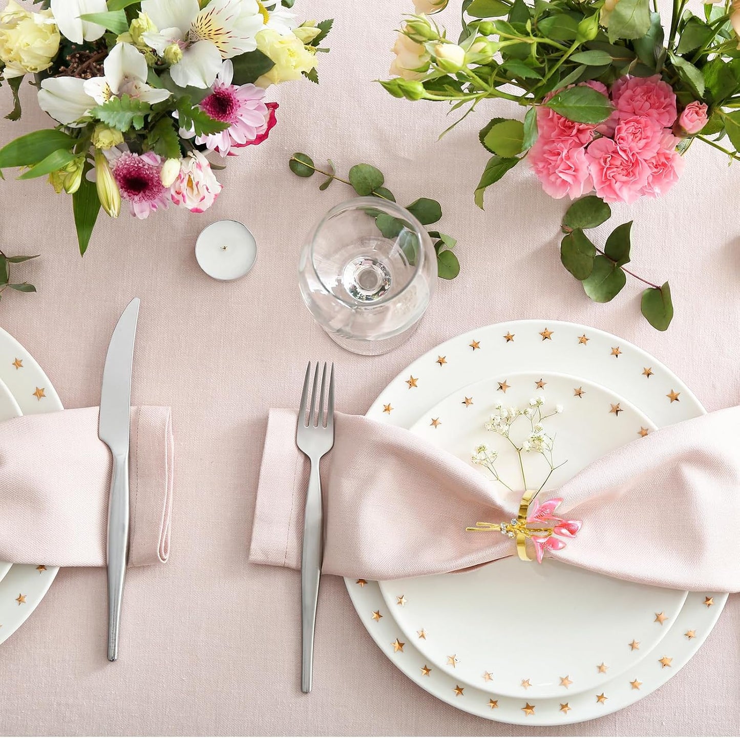 Lily Napkin Rings Set of 4, Flower Napkin Holders Floral Napkin Ring Perfect for Wedding Party Holiday Banquet Christmas Dinner Decor (Pink)