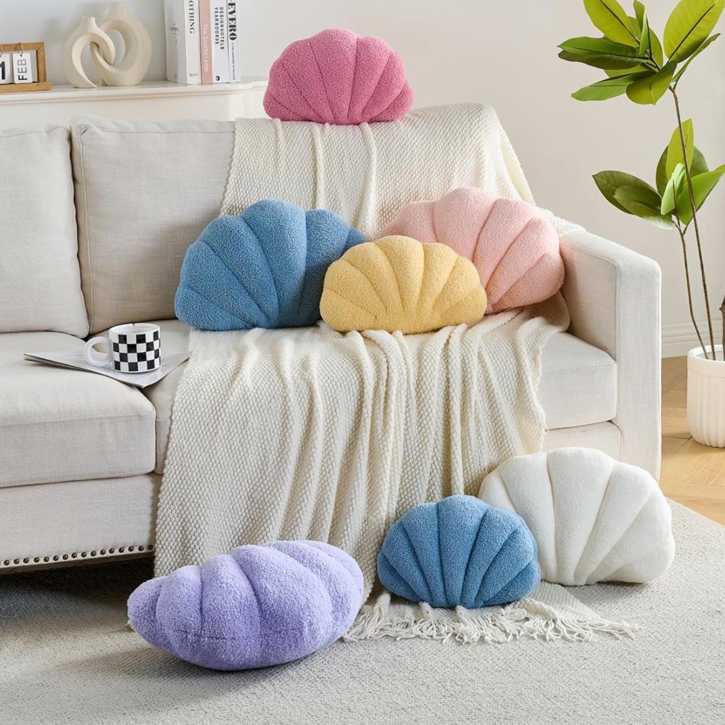 CANGHI Shell Pillow Seashell Decorative Pillow Light Pink Beachy Coastal Shell Shaped Throw Pillows 13x10 Inch Soft Ocean Beach Sea Shell Plush Pillows Cushion for Bed Couch Living Sofa Room Decor