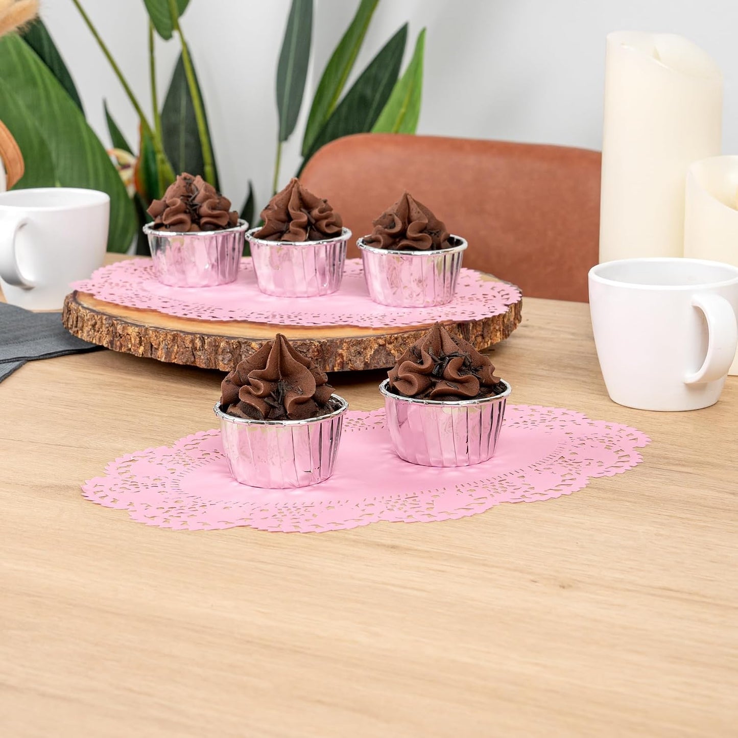 Restaurantware-Pastry Tek 12.5 x 8.5 Inch Paper Lace Doilies, 100 Oval Disposable Table Doilies - Elegant Lace Finish, Long Lasting, Pink Paper Lace Doilies, for Pastries, Cupcakes, Desserts