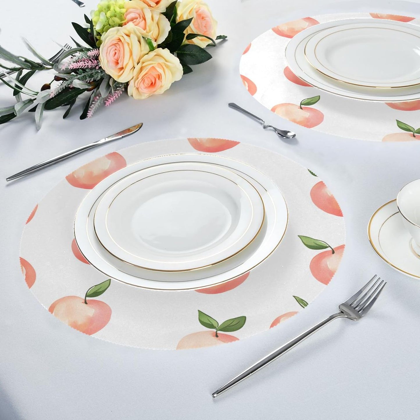 Peach Pattern Round Placemats Set of 6 for Dining Table, 15 Inch Non-Slip Washable Heat-Resistant Table Mats for Party Kitchen Dining Decoration