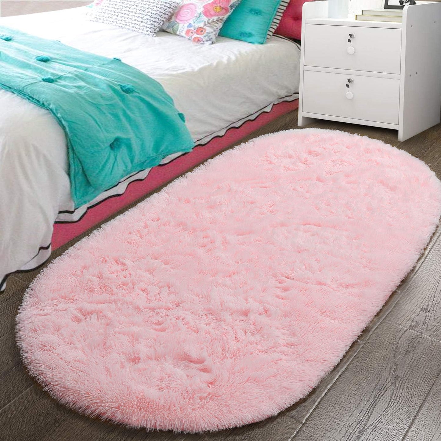 LOCHAS Bedroom Rug 2.6' x 5.3', Pink Fluffy Shaggy Area Rug for Bedroom Bedside, Soft Oval Throw Rugs Carpet for Kids Girls Nursery Living Room Home Decor