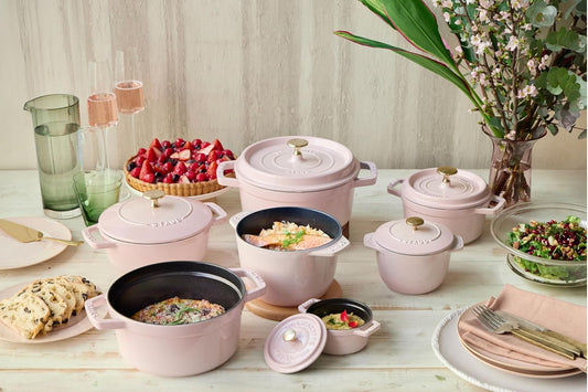 staub La Cocotte de GOHAN Sorbet Rose Z1030-213 La Cocotte de Gohan Sorbet Rose M 6.3 inches (16 cm) Pink Rice Pot, 2 Pieces, Cast Iron Pot, Rice Cooker