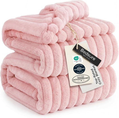Bedsure GentleSoft Blanket for Bed & Bubble Waterproof Blanket for Bed Queen Pink 90x90inch