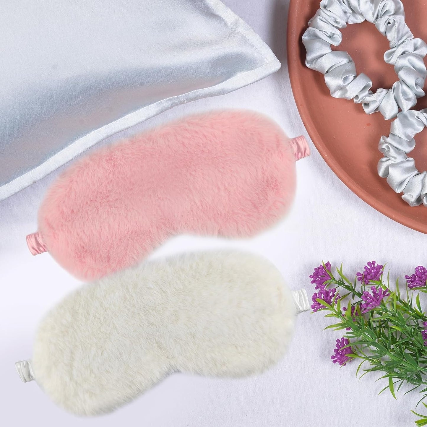 1 Pcs Colors Eye Mask for Sleeping, Sleepover Stuff, Soft, Elastic Band Plush Sleeping Eye Mask, for Everyone Travel Nap Sleeping (Pink)