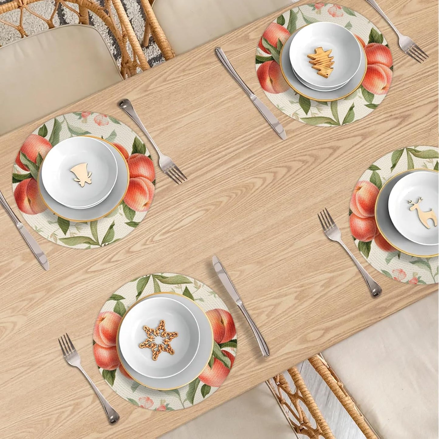 Peach Pattern Table Mats Set of 6 Circle 12.6" Reusable Round Dish Mats for Wedding Circular Placemats for Kitchen Holiday Braided Place Mats Home Party Dining Decor Protected Table