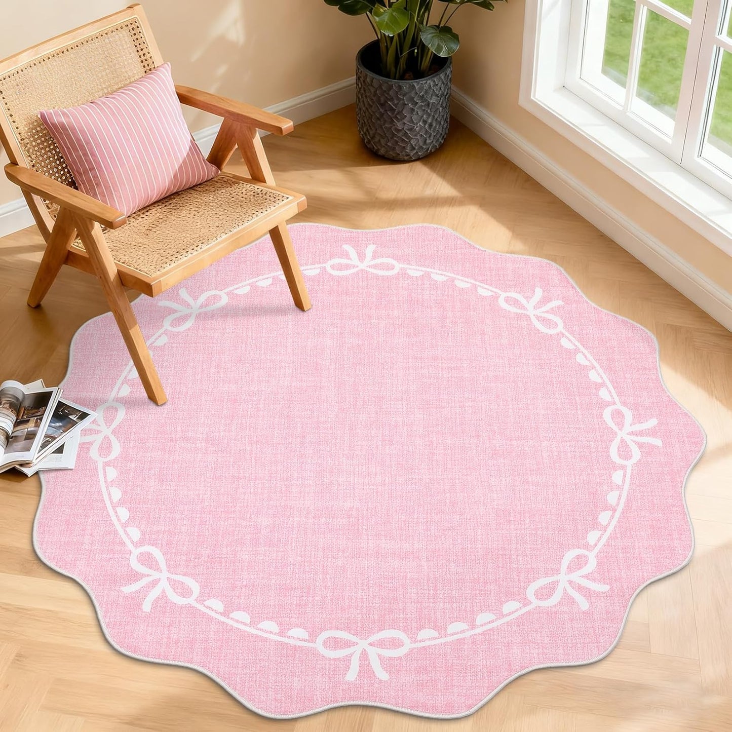 GarveeHome Scalloped Bow Rug for Living Room, 4ft Round Rugs Washable Solid Pink Rug for Dorm Soft Low Pile Non Slip Scalloped Rugs for Nursery Bedroom Decor Kids Room Playroom
