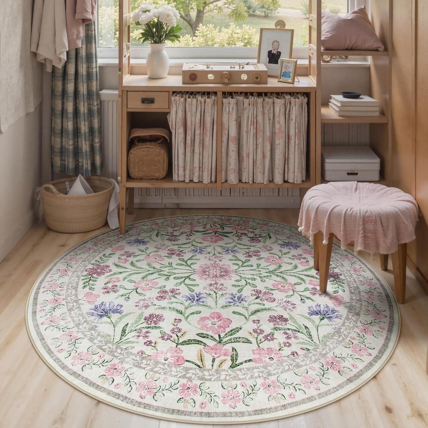 Wonnitar Floral Washable Round Rugs 6ft, Purple Circle Rugs for Bedroom Girls Dorm, Ultra-Thin Non Slip Boho Carpet for Nursery Girls Room Decor Living Room Playroom, Light Purple/Pink