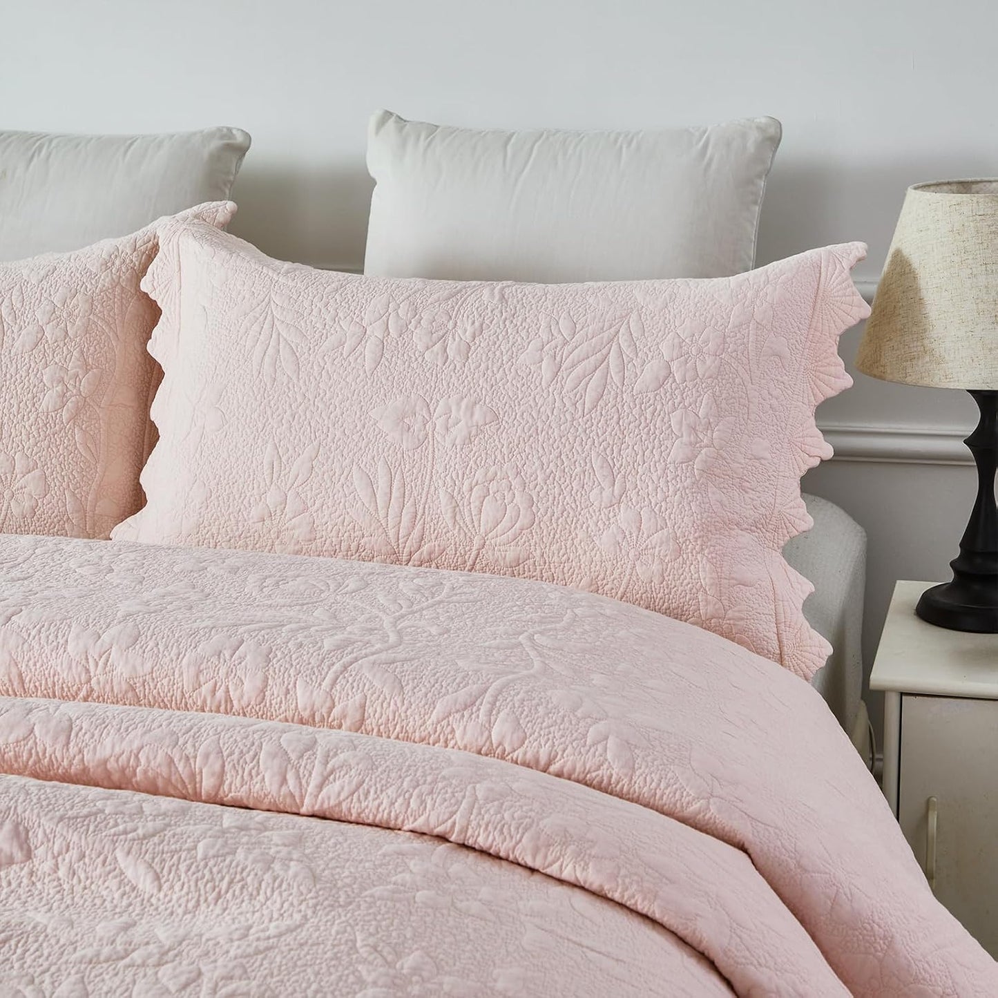 Brandream Standard Size Quilted Pillow Shams Cotton Set of 2 Light Pink Farmhouse Scallop Edge Decorative Pillow Covers