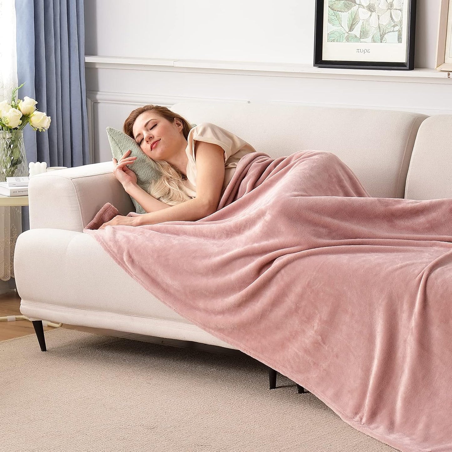 SOCHOW Flannel Fleece Blanket Twin Size, All Season Super Soft Cozy Blanket for Bed or Couch, Dusty Pink 60inch X80''