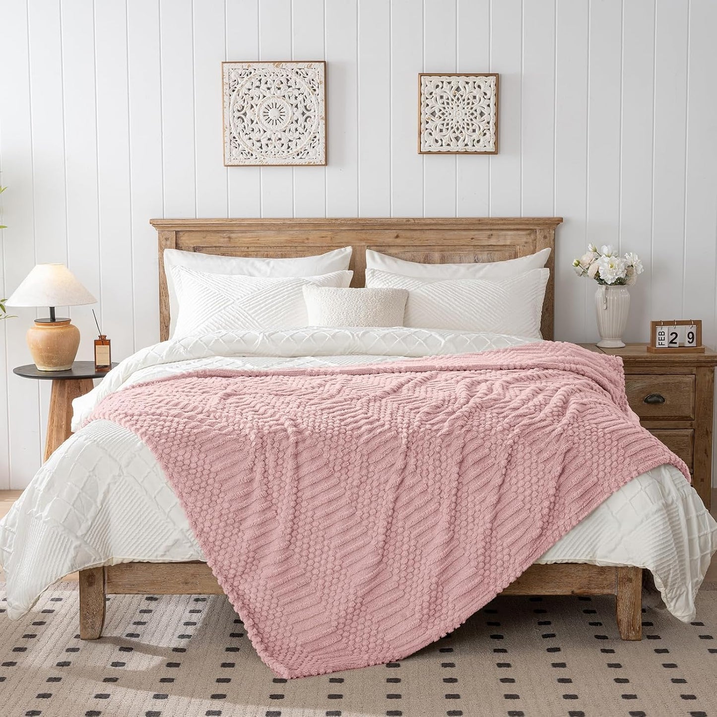 50x70 Inch Pink Throw Blanket - Soft & Fluffy Fleece, Cute & Aesthetic, Perfect for Sofa, Couch, Chair, Bed, Living Room & Bedroom, All-Season Use, Plush & Cozy Decorative Blanket
