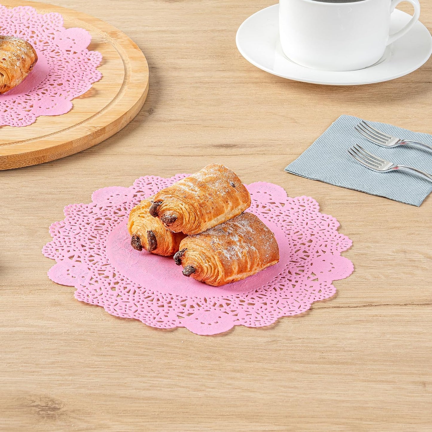 Pastry Tek 8 x 8 Inch Paper Lace Doilies, 100 Disposable Table Doilies - Elegant Lace Finish, Long Lasting, Pink Paper Doily, for Pastries, Cupcakes, Desserts - Restaurantware