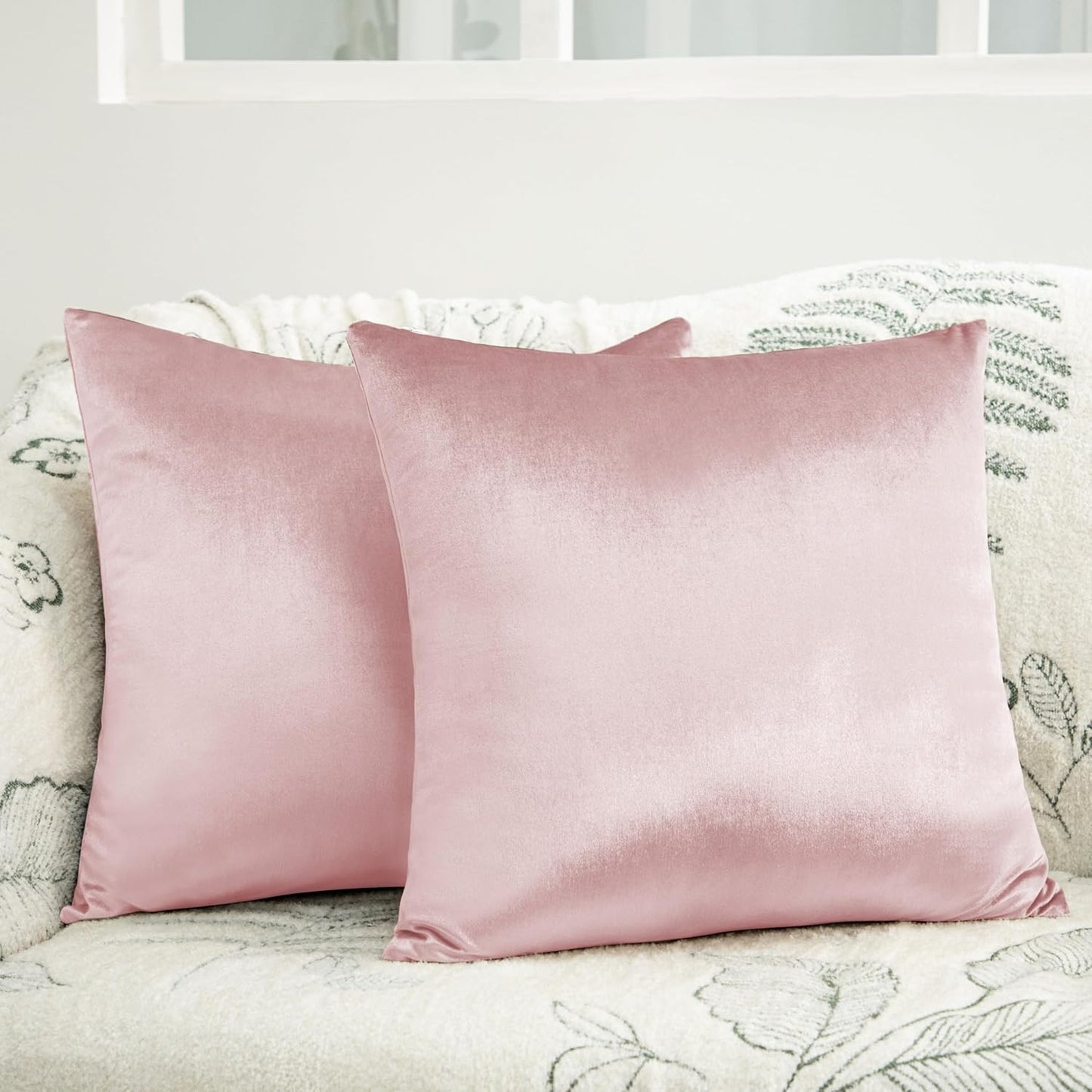 2 Pack Pink Velvet Pillow Covers, 18x18 Inches Decorative Cushion Covers for Couch Sofa Bed, Super Soft and Cozy Luxury, Zippered Design