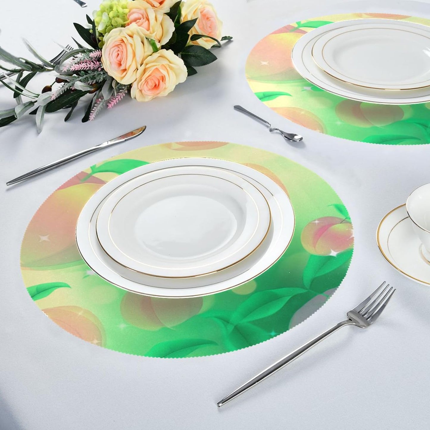 Round Placemats Set of 4 Gradient Transparent Peach Washable Non-Slip Heat Resistant Place Mats, 15.4” Dining Table Place Mats for Kitchen Holiday Party Decoration