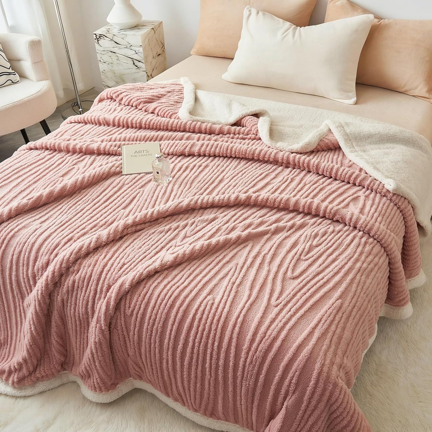 PU MEI Sherpa Throw Blanket for Couch Sofa 60”*80”- Fleece Tufted Fuzzy Soft Cozy Blanket for Bed, Thick Warm Blanket for All Seasons, (Pink)