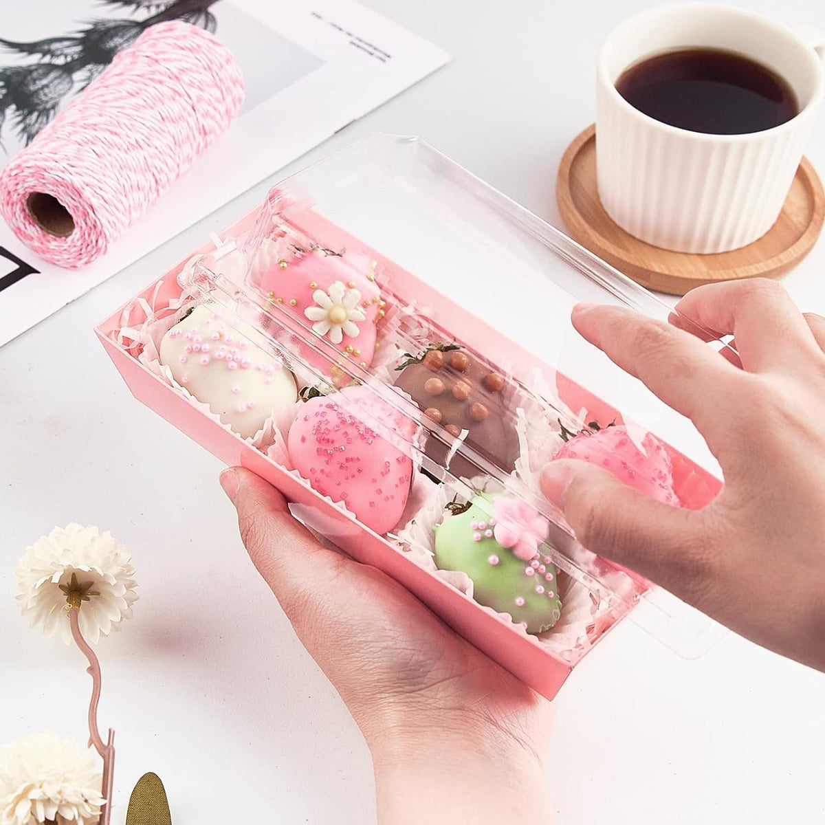 50 Pack 7.5"x3.3" Paper Charcuterie Boxes with Clear Lids