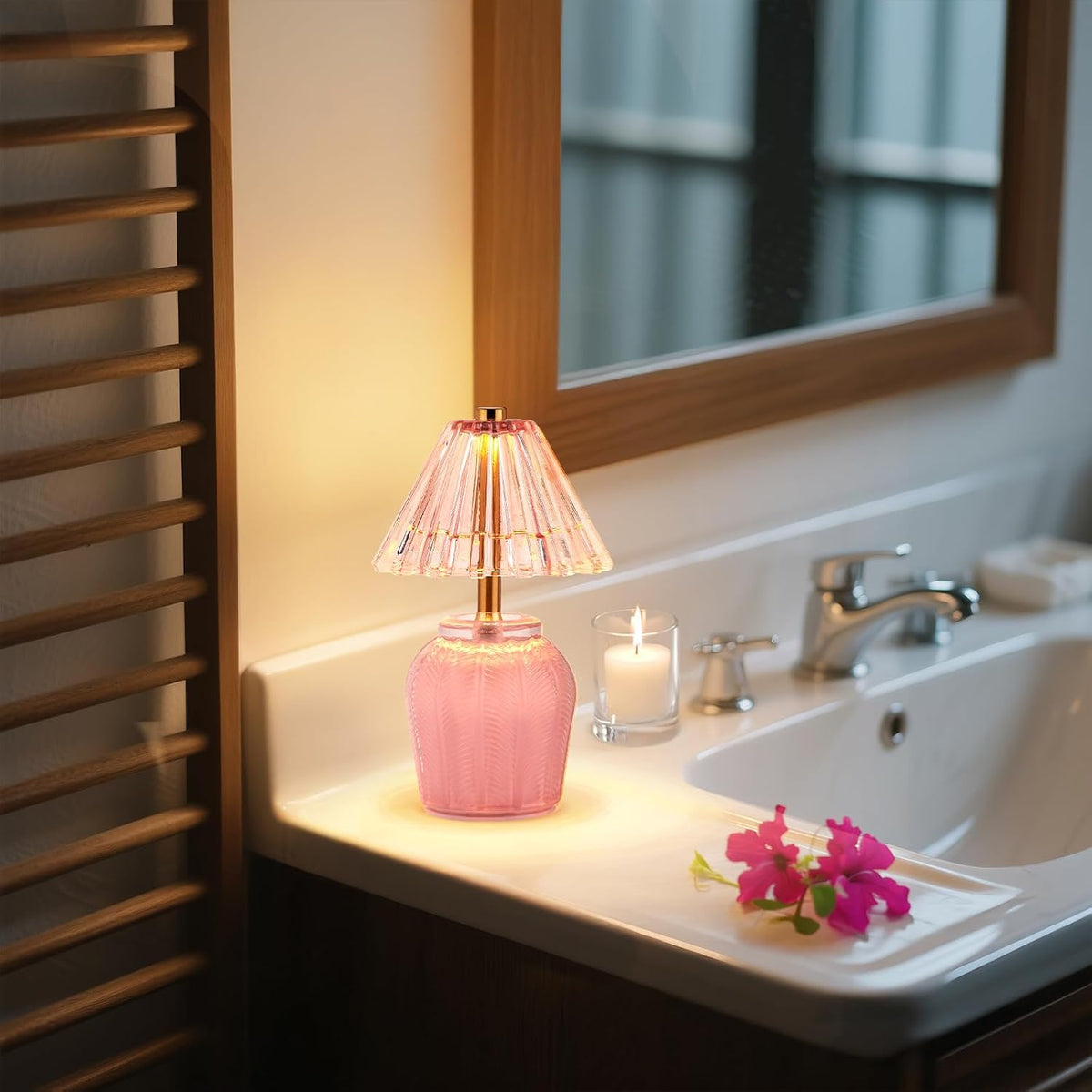 Small Battery Operated Lamp with Timer, Cream Pink
