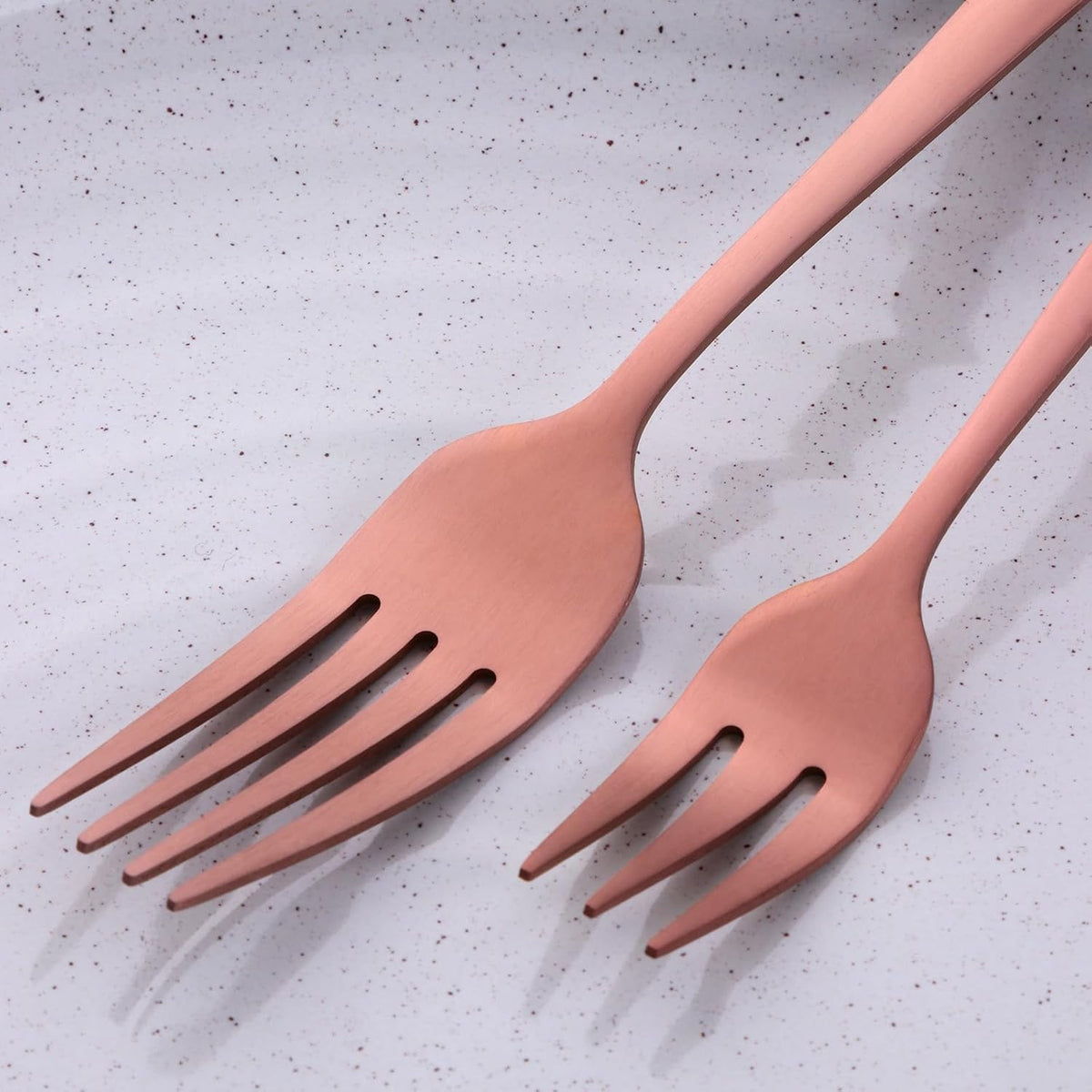 Dinner Forks Stainless Steel Set of 12 - Rose Gold 8 Inches Food Grade Titanium Fork Silverware Set Salad Forks Flatware Sets Dishwasher Safe for Home Kitchen Restaurant