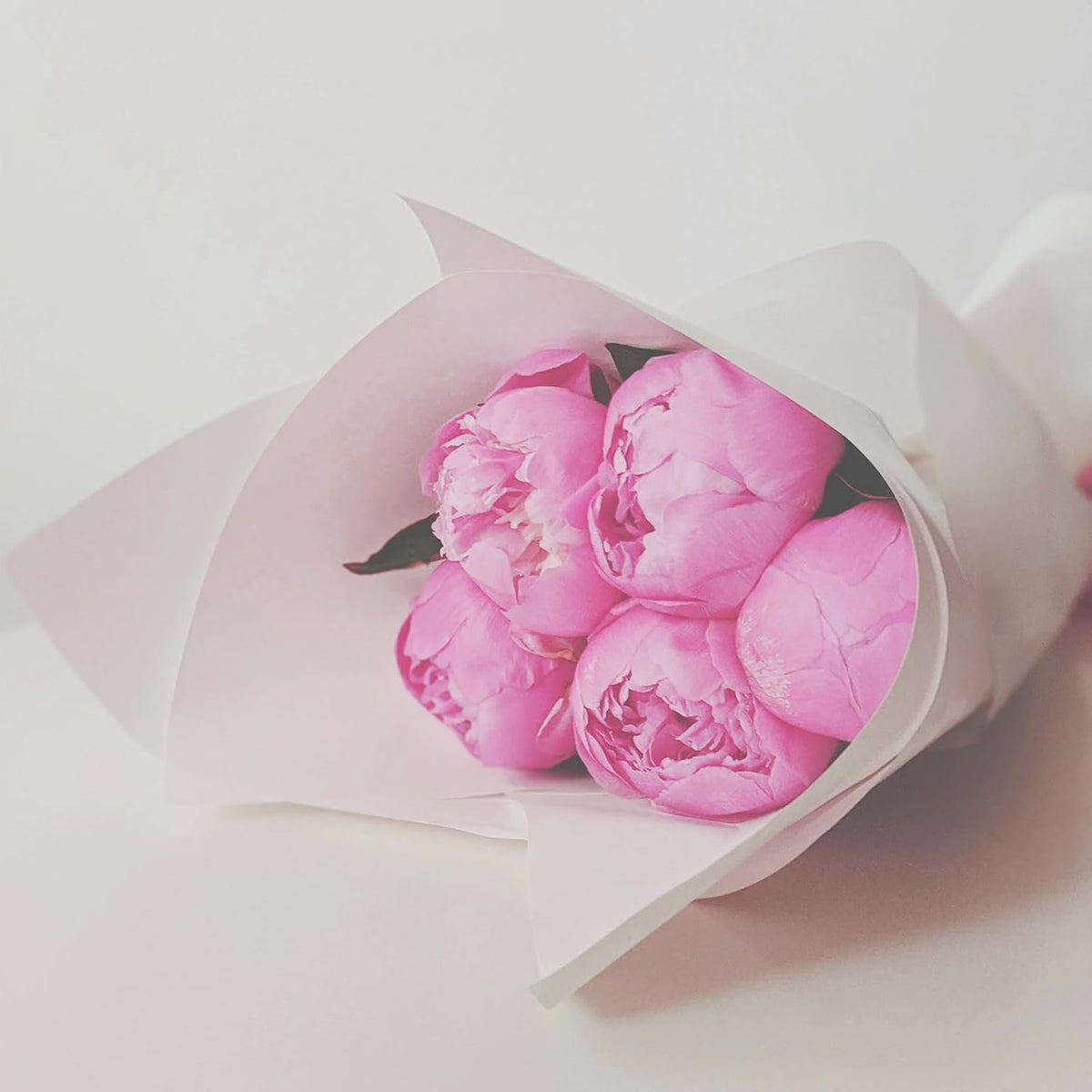 150 Sheet Flower Wrapping Paper - Flower Bouquet Wrapping Paper