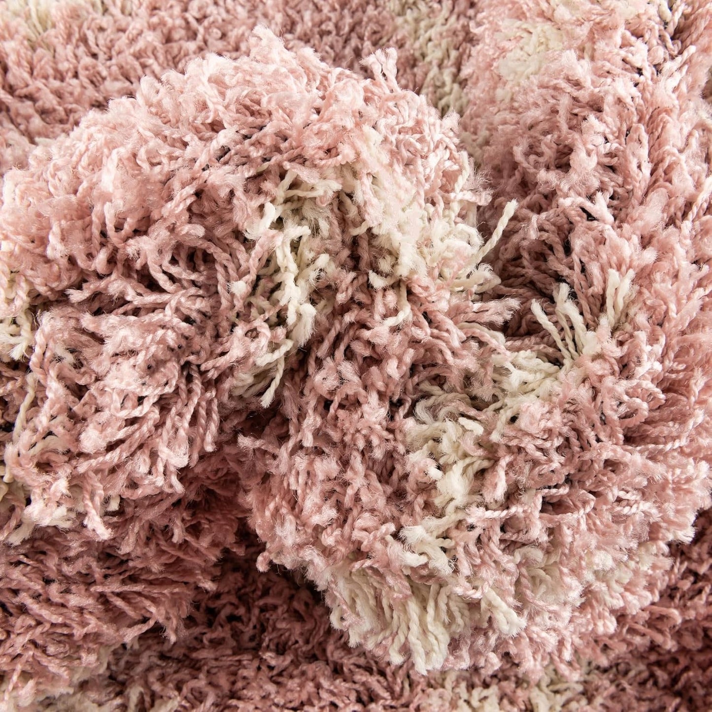 Rugs.com Lattice Shag Collection Rug – 3 Ft Round Light Pink Shag-Pile Rug Perfect for Kitchens, Dining Rooms