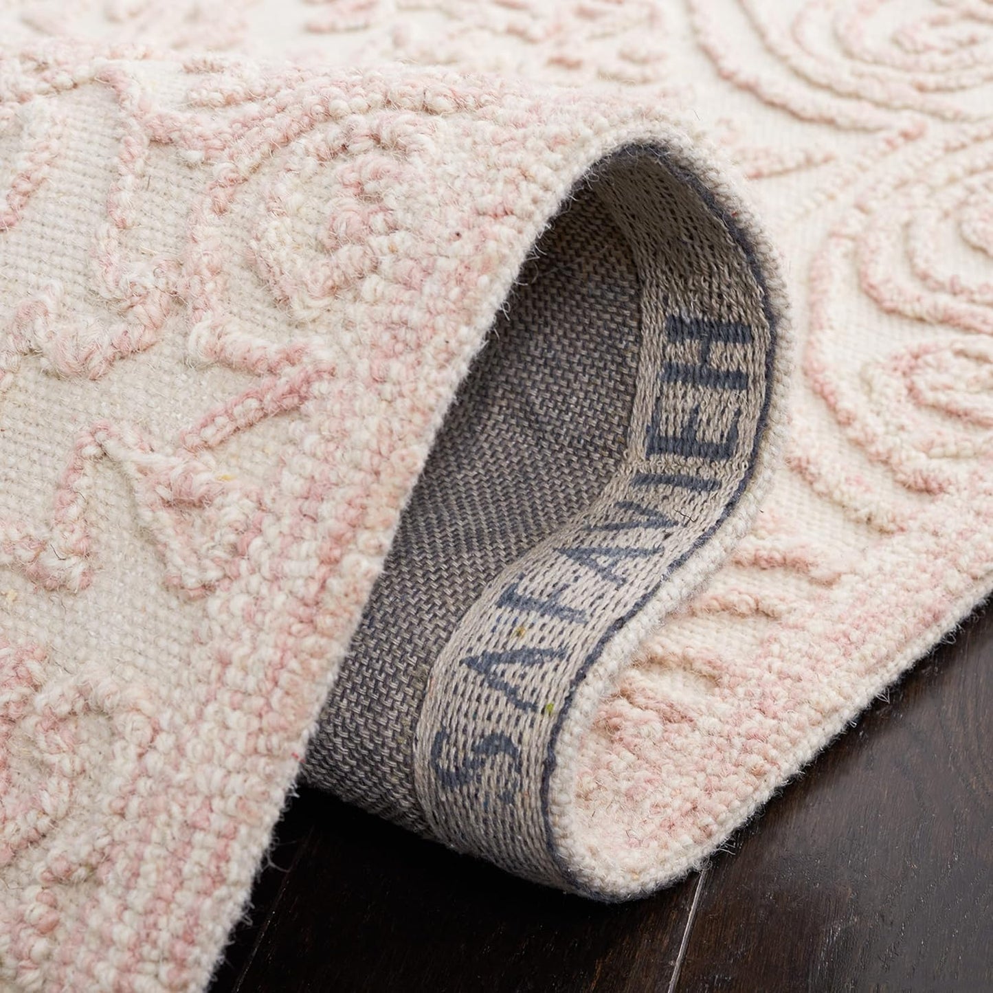SAFAVIEH Trace Collection Area Rug - 5' x 8', Ivory & Pink, Handmade Wool, Ideal for High Traffic Areas in Living Room, Bedroom (TRC101U)