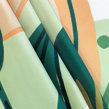 Tyrot Scalloped Boho Floral Rectangle Table Cloth Farmhouse Waterproof Stain Resistant Tablecloth Mid Century Botanical Indoor Outdoor Table Covers for Kitchen Dining/Party, 60x84, Green Pink
