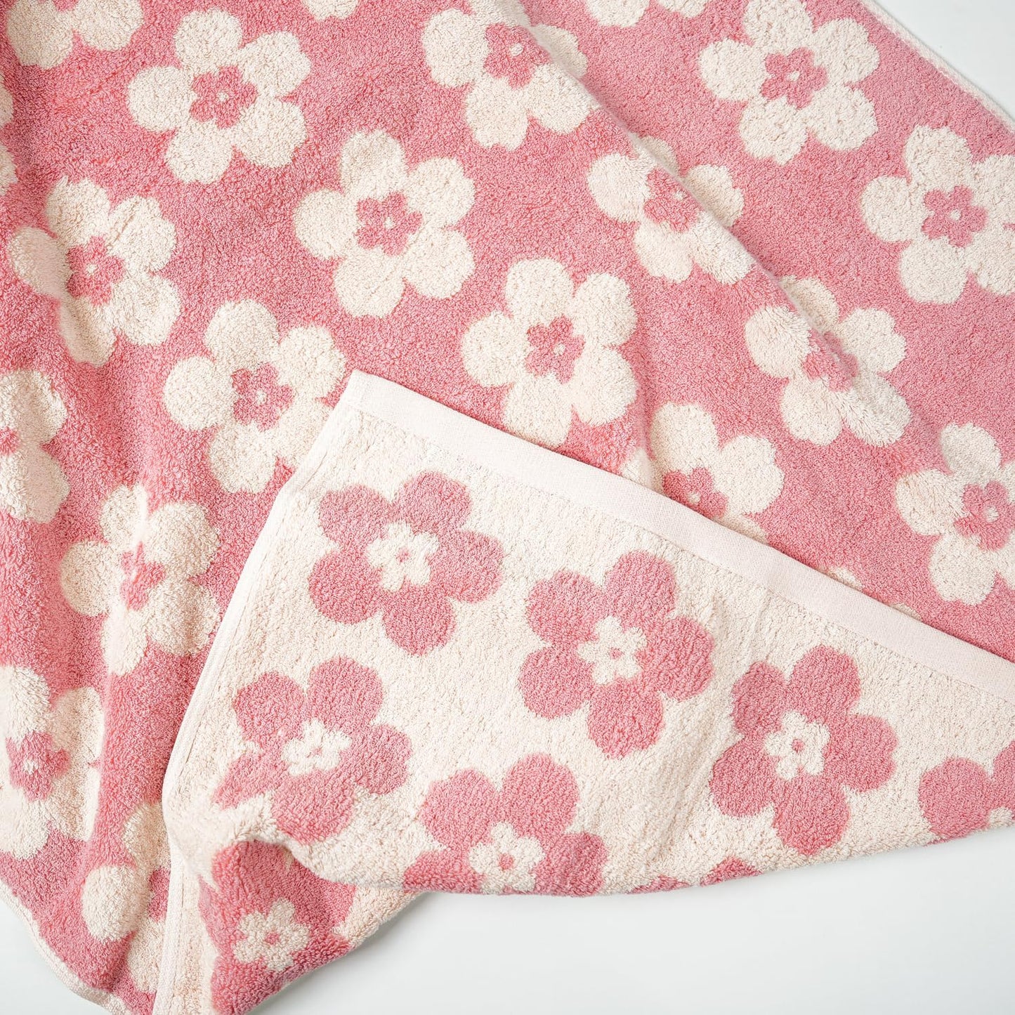 Pink Bath Towels - Set of 2 Made Cotton 27x55 Inches Highly Absorbent for Bathroom (BloomLux)
