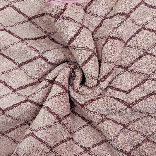 USTIDE 3-Piece Towel Set Bath and Hand Towels, Pink Checkered Print, Coral Fleece, Super Absorbent & Quick-Drying for Bathroom, Gym, Guest Use (1 Bath Sheet + 2 Hand Towels)