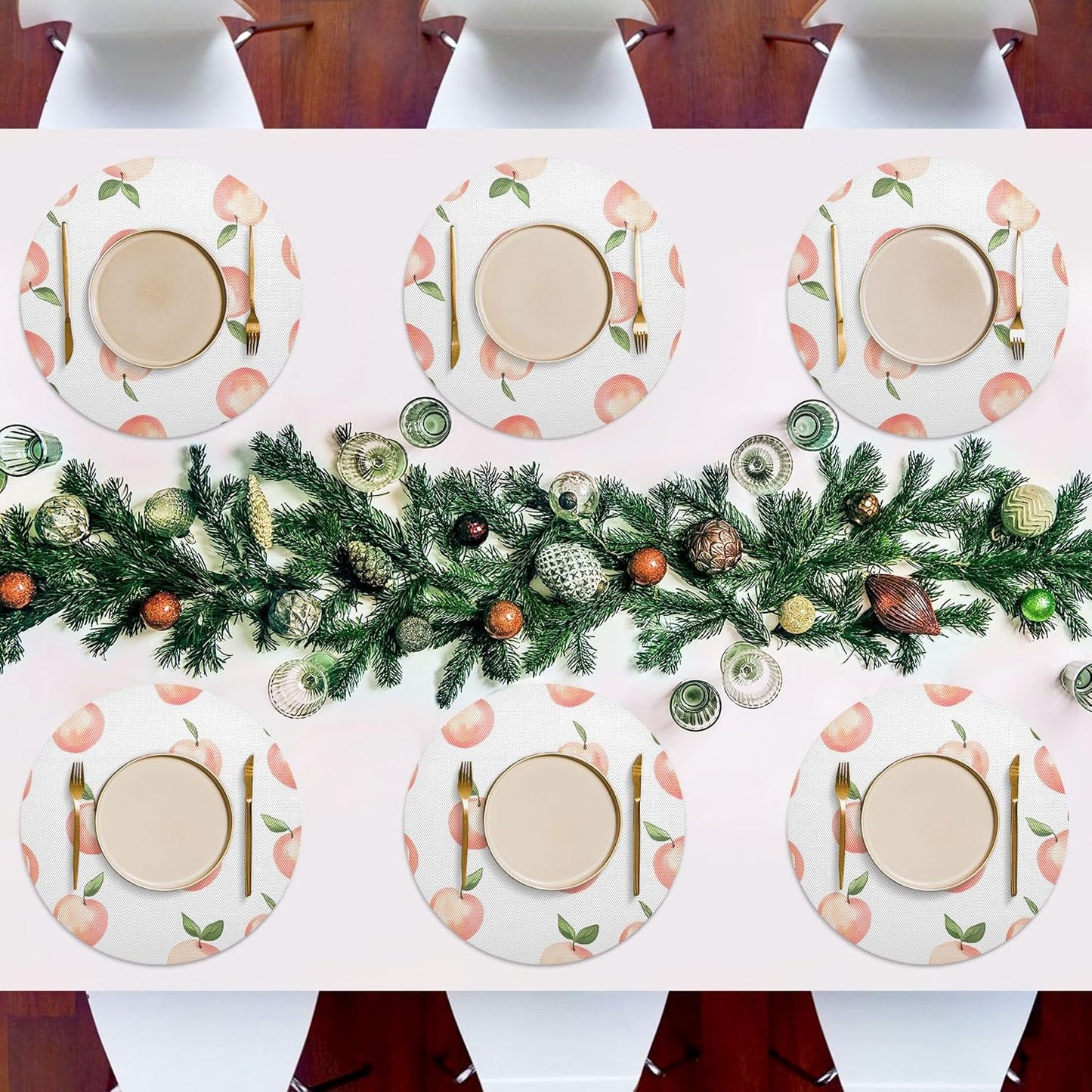 Peach Pattern Round Placemats Set of 4 for Dining Kitchen Party Decoration, Heat-Resistant Non-Slip Washable Place Mats for Coffee Bar Accessories