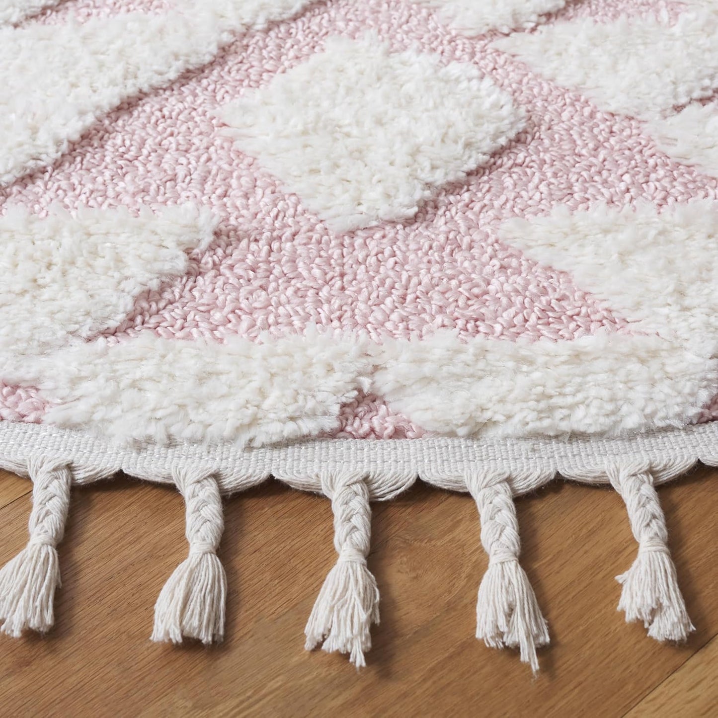 SAFAVIEH Moroccan Tassel Shag Collection Area Rug - 3' Round, Ivory & Pink, Non-Shedding & Easy to Clean, Plush High-Low Texture, Ideal for Living Room, Bedroom, Dining Space (MTS688U)