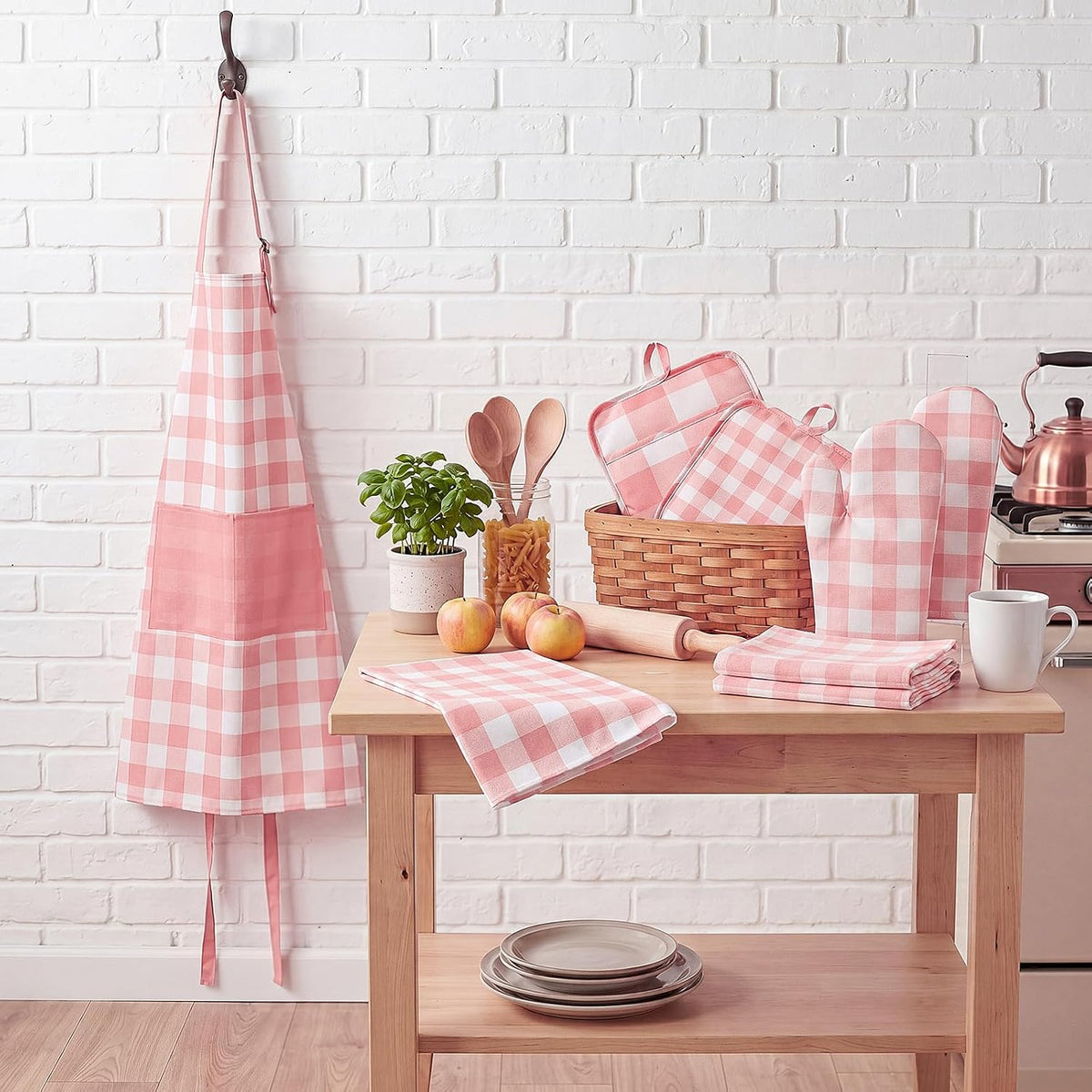 7 Pcs Pink Buffalo Check Kitchen Decor Accessories Set Pink Gingham Apron Towel Pot Mat Oven Mitt Set 1 Apron 2 Dish Towels 2 Pot Mats 2 Oven Mittens Glove Baking Cooking Gift for Women
