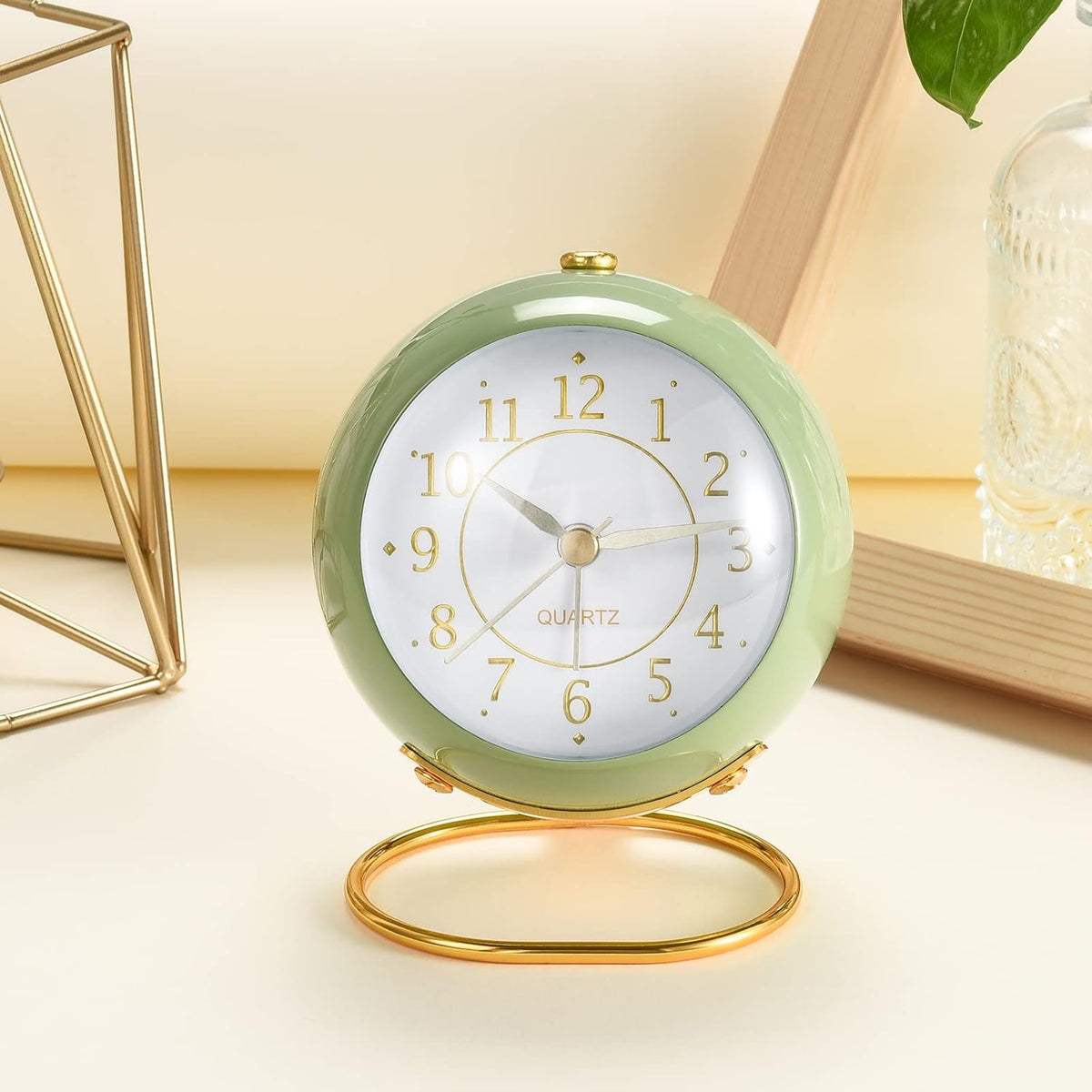 Analog Alarm Clocks for bedrooms,Small Desk Clocks,Night Light, Non-Ticking，Battery Powered,Silent Alarm Clock for Kids,Simple Design Desktop Alarm Clock. (Pink)