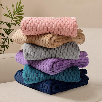 Fleece Throw Blanket for Couch 300GMS Super Soft Plush Fuzzy Blankets and Throws for Sofa Bed Office, 40x50 Inches, Pink