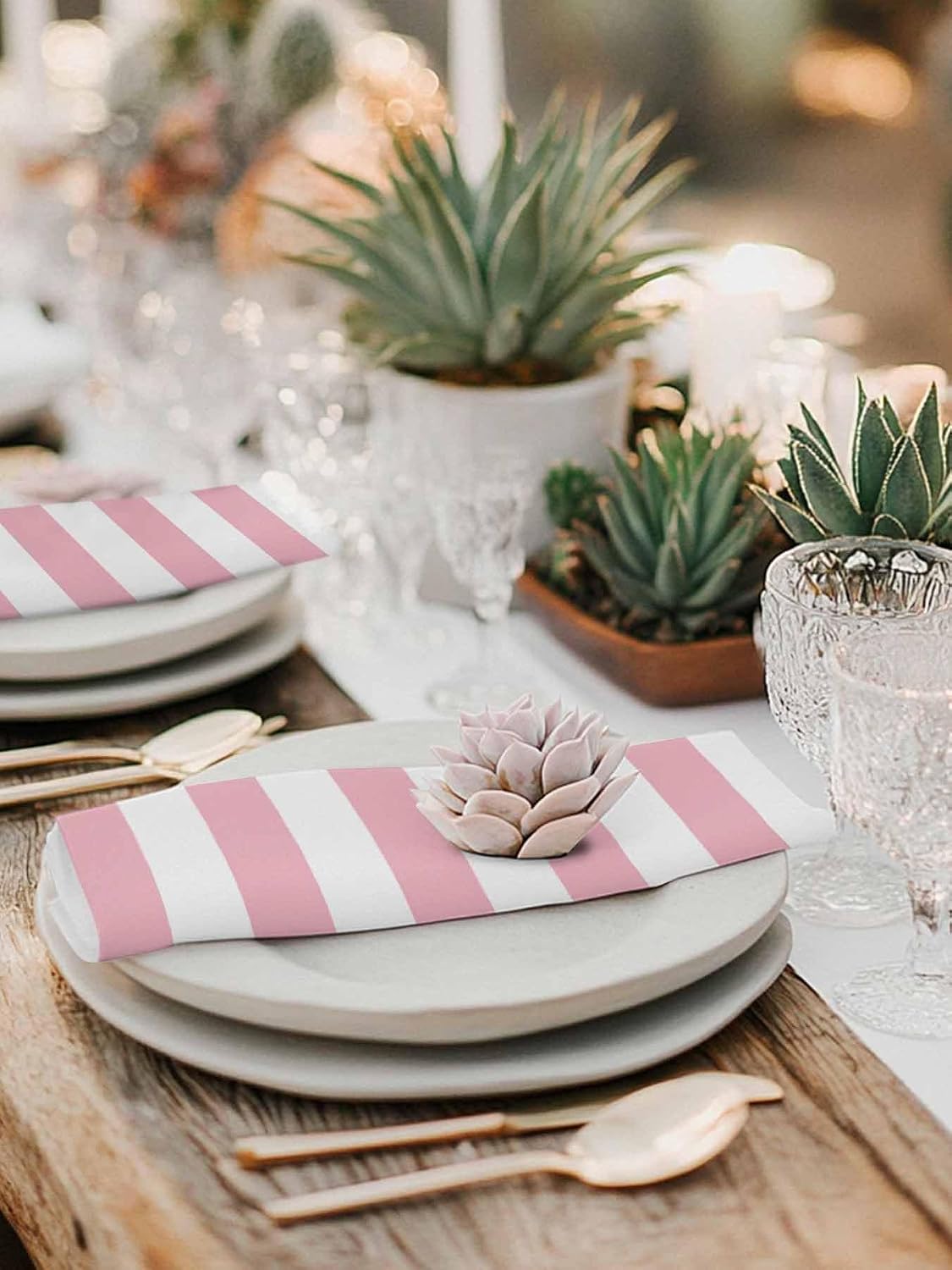 Cloth Napkins Set of 4 Pink and White Stripes Cocktail Napkins Striped Simple Style Washable Soft Dinner Table Napkins for Party Wedding Banquet Hotel Holiday Everyday Use 20x20 Inch
