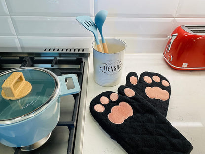 Oven Mitts Cat Paws - Black & Pink