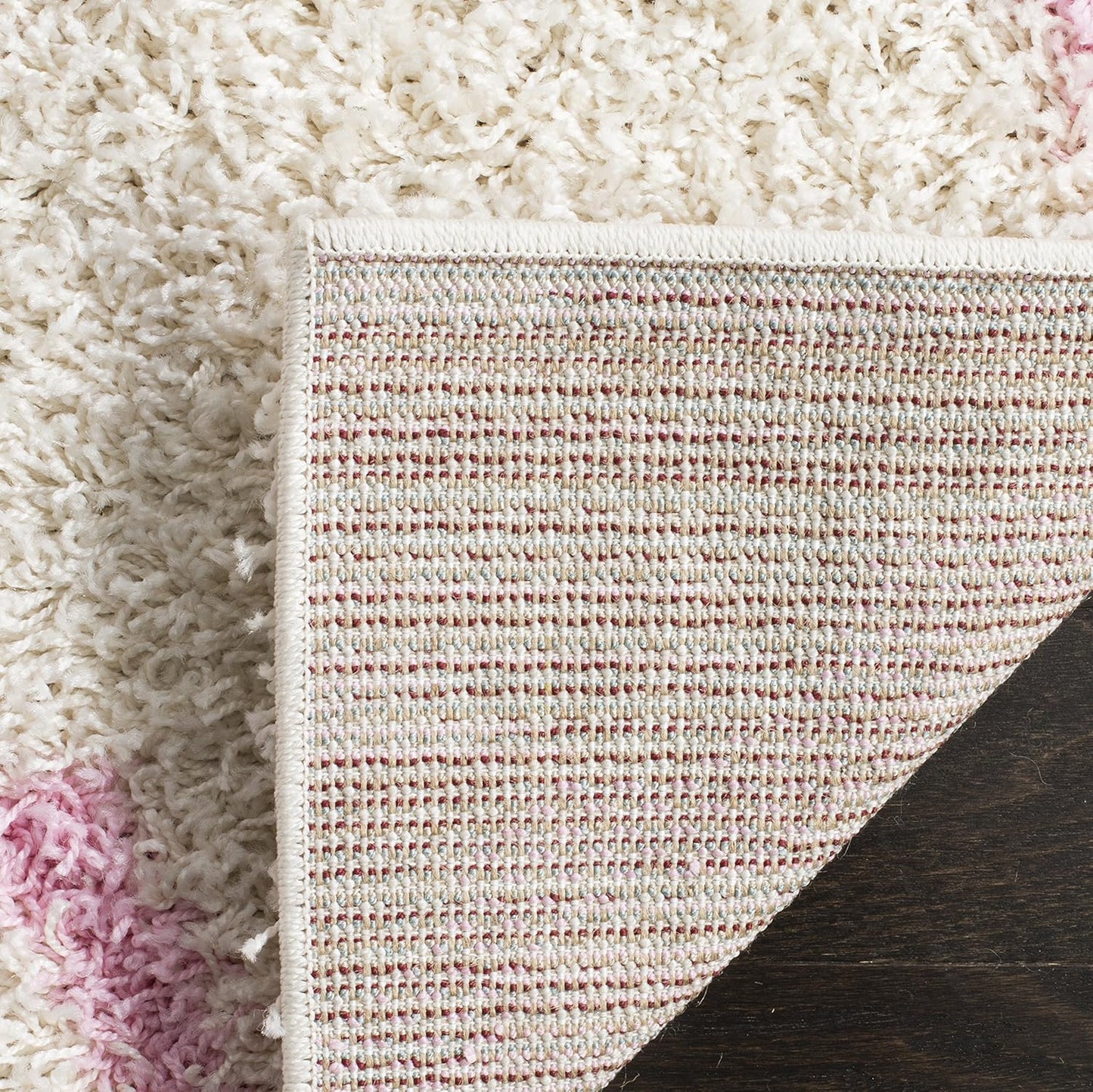 SAFAVIEH Dallas Shag Collection Area Rug - 6' x 9', Ivory & Light Pink, Trellis Design, Non-Shedding & Easy Care, 1.5-inch Thick Ideal for High Traffic Areas in Living Room, Bedroom (SGD257P)
