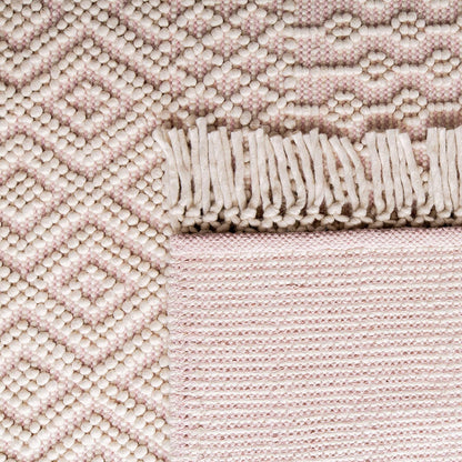 SAFAVIEH Natura Collection Accent Rug - 3' x 5', Ivory & Pink, Handmade Moroccan Boho Wool Fringe, Ideal for High Traffic Areas in Entryway, Living Room, Bedroom (NAT852R)
