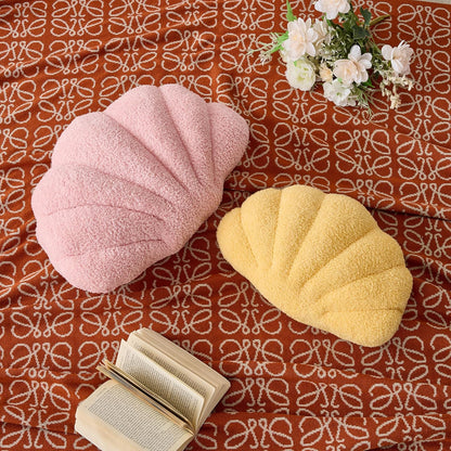 XIAIJIA Seashell Throw Pillows Shell Shaped Pillow Light Pink Sea Shell Pillows for Bed Seashell Decorative Pillow Soft Plush Pillow Sea Couch Decoration(13 X 10 inch)