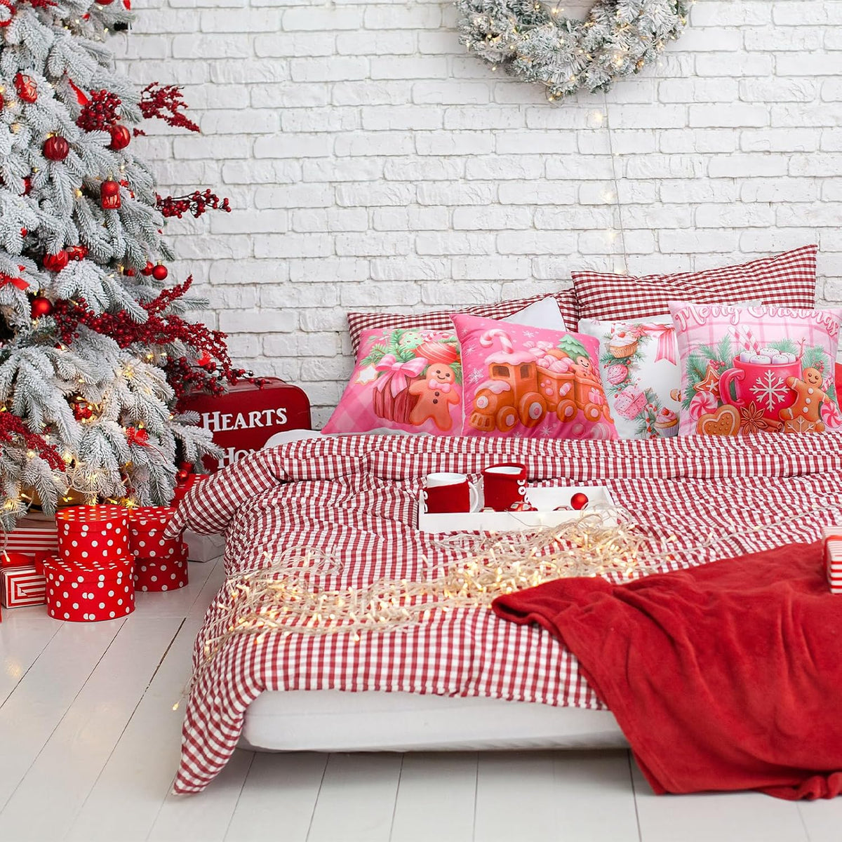 6 Pcs Pink Christmas Gingerbread Throw Pillow Covers, Classic
