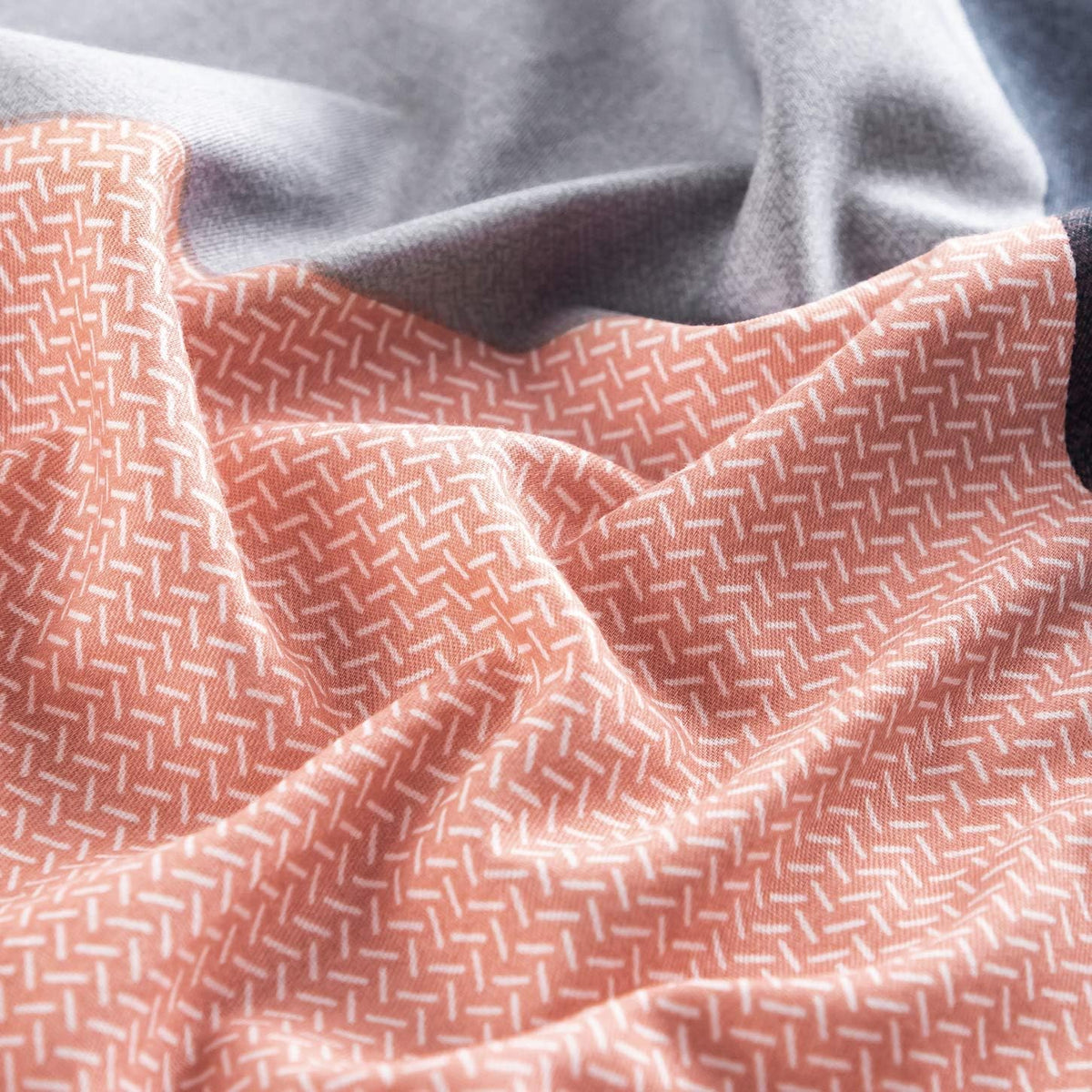 Peach Geometric Pillow Cases Set of 2 King 100% Cotton Decorative Pink Blue Striped Pillow Covers Envelope Closure Navy Blue Chevron Print Pillow Protectors 2 Pack 20X36 Inches