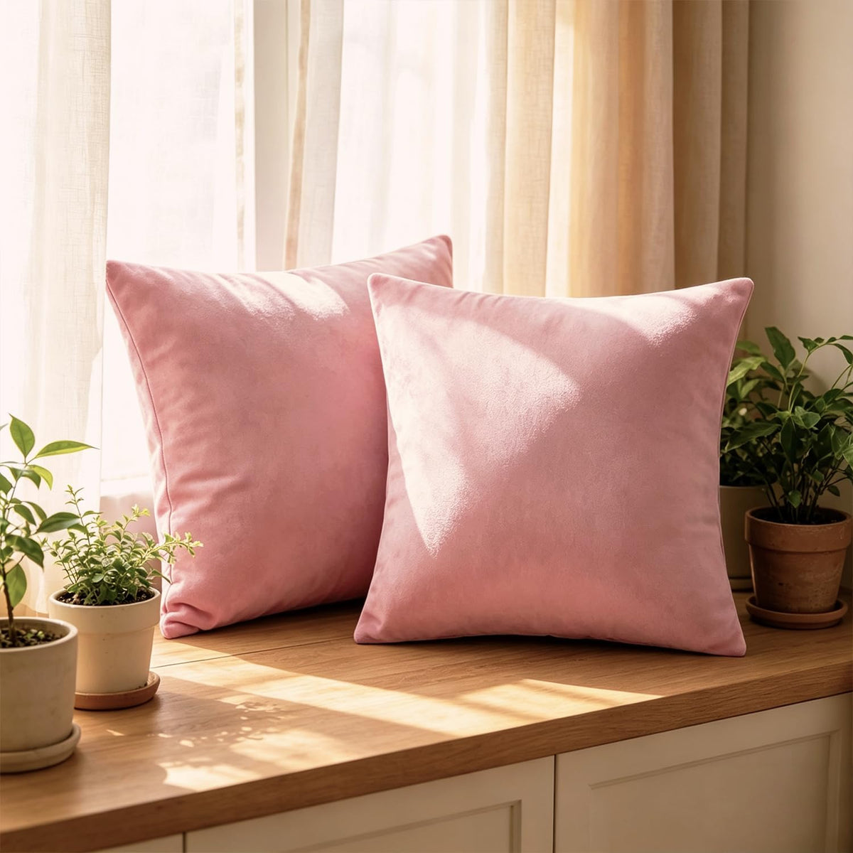 2 Pack 18x18 Pillow Cover Velvet Pillow Covers, Throw Pillow Covers for Living Room Decorations Throw Pillow Case, Throw Pillow Cover Cushion Cover for Sofa Bedroom Car, Bright Pink