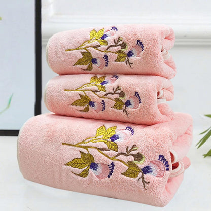 Pink Butterfly Floral Bath Towels Set Soft Coral Velvet Cute Flower Pattern Towels for Bathroom Highly Absorbent & Quick Drying Washcloth for Shower Kitchen Spa Guest(Pink)