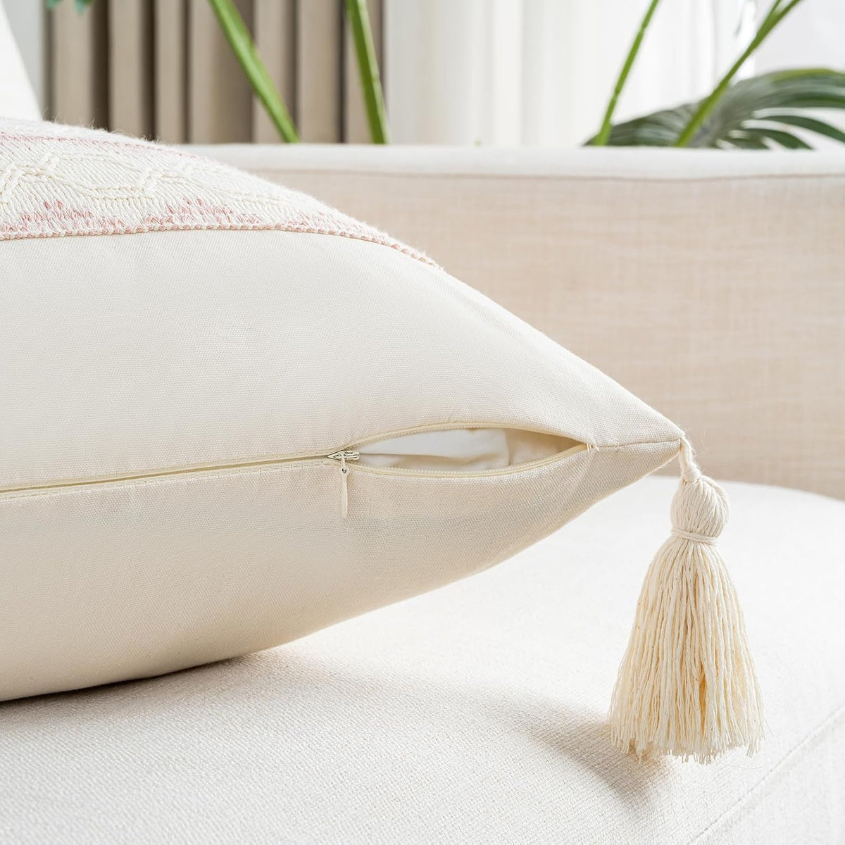 Set of 2 Boho Pink Decorative Throw Pillow Cover 18x18 Inch for Couch Bed Sofa, Aesthetic Modern Organic Farmhouse Home Decor, Soft Cotton Accent Macrame Woven Cushion Case with Tassels