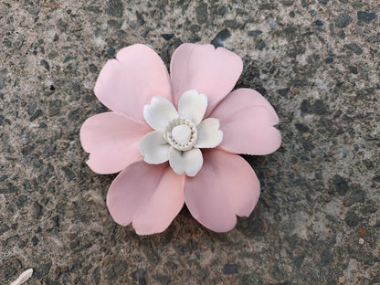 Peach Blossom, 3.55" Ceramic Flower Wall Art Décor, Artificial Flower Wall Sculpture，Handcrafted 3D Hanging Porcelain Flowers for Home，Hallway，Living Room (Pink)