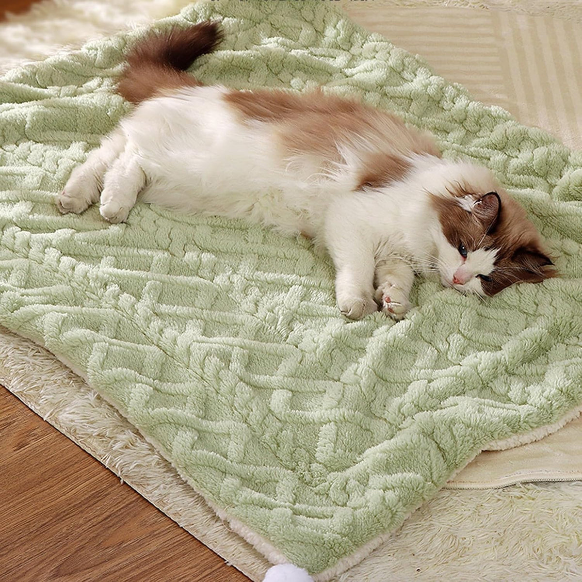 Premium Soft Dog Blanket Washable Puppy Essentials Dog Product Cat Kitten Calming Blankets Throw for Medium Small Dogs Pet Dog Gifts-Pink-M