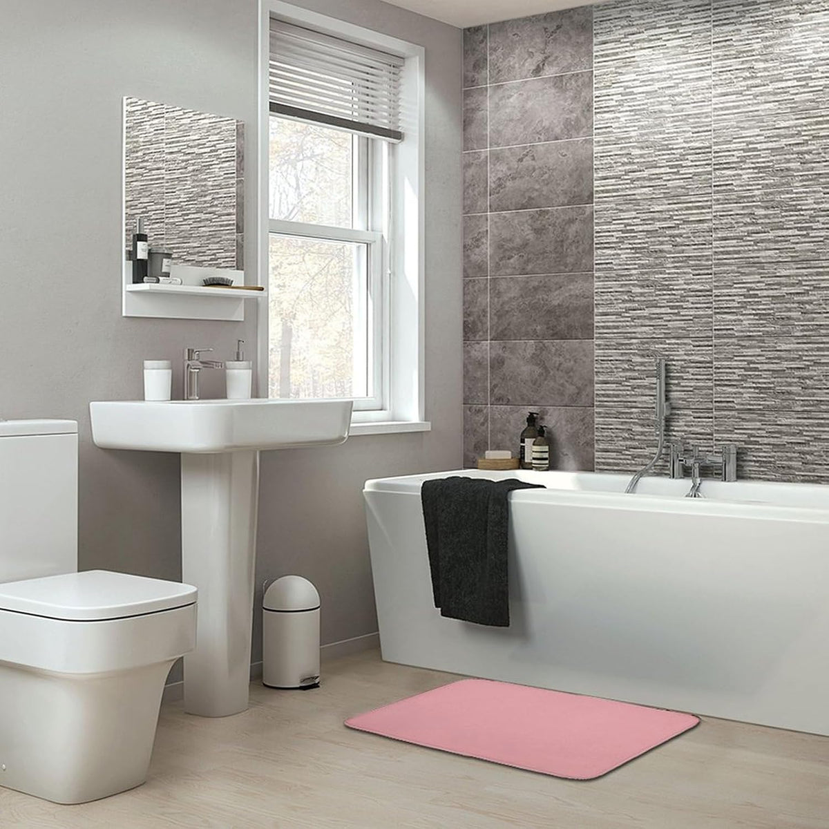 Minimal Simple Pastel Pink Bath Mat Rug 30x20, Ultra Soft Bathroom Rug, Non Slip and Absorbent Bath Rug Carpet for Bathroom Floor, Tub and Shower