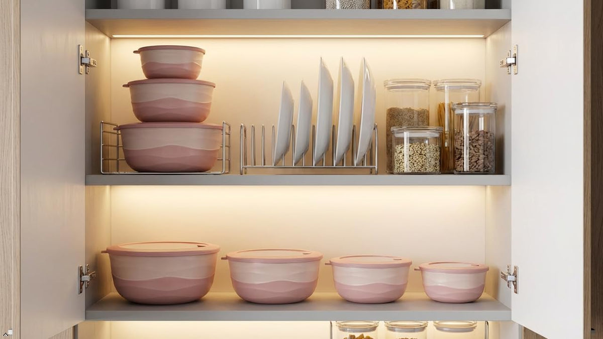 Pera Plastic Mixing Bowls with Lids - 8-Piece Airtight Leak-Proof Nesting BPA-Free Prep Bowl Set for Kitchen & Food Storage, Large 4200ml Capacity, Microwave & Dishwasher Safe (Pink)
